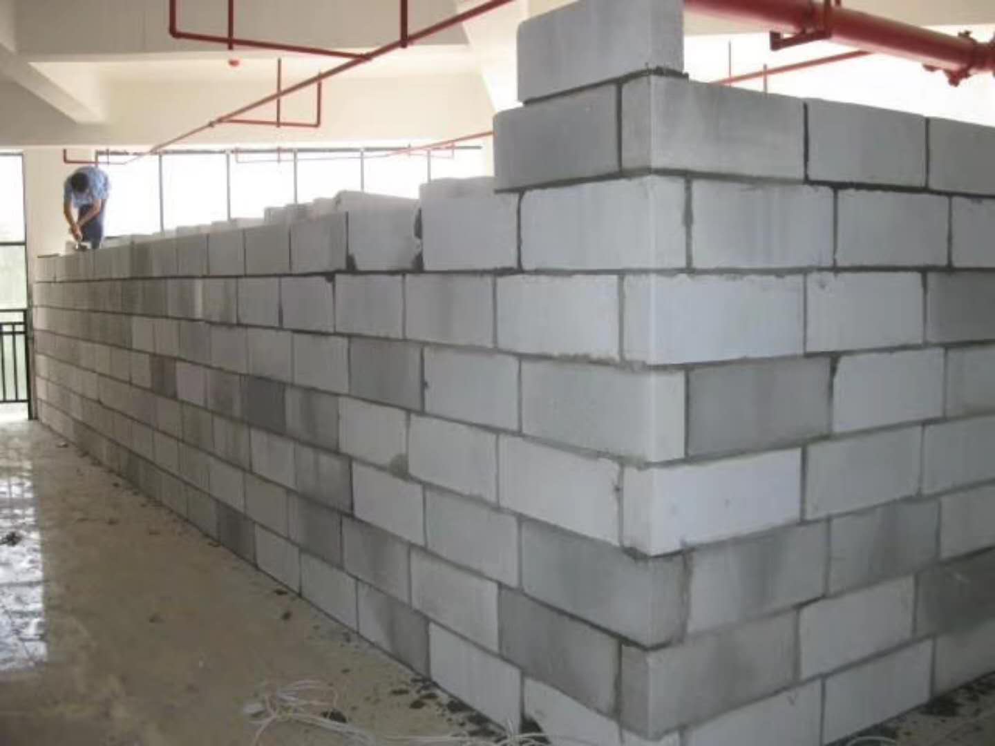 武宁蒸压加气混凝土砌块承重墙静力和抗震性能的研究